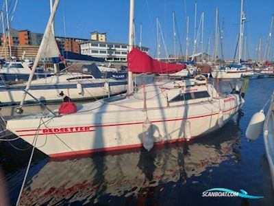 Hunter Horizon 26 Zeilboten 1990, met Tohatsu motor, United Kingdom