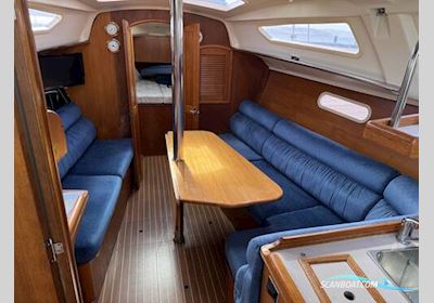 Hunter Legend 326 Zeilboten 2003, met Yanmar 2GM2093 motor, United Kingdom