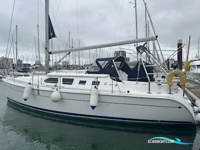 Hunter Legend 41 Deck Saloon Zeilboten 2010, met Yanmar motor, United Kingdom