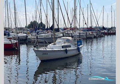 Hurley 700 Zeilboten 1978, met Tohatsu motor, The Netherlands