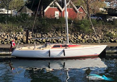 International 806 Zeilboten 1986, met Mercury/Mariner motor, Denemarken