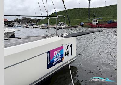 Italia IY11.98 Fuoriserie Zeilboten 2021, met Volvo Penta D1-30F motor, Litauen