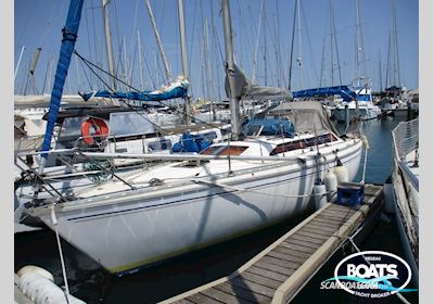 Jeanneau ATTALIA 32 Zeilboten 1984, met VOLVO motor, France