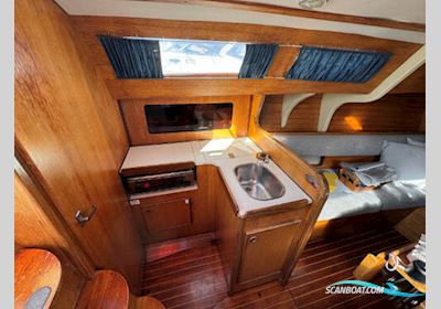 Jeanneau Arcadia Zeilboten 1984, met Yanmar 2GM motor, United Kingdom