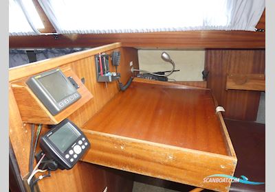 Jeanneau Brin de Folie Zeilboten 1978, met Perkins Sabre motor, The Netherlands