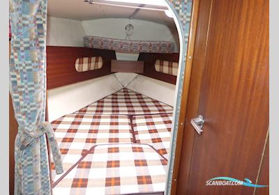 Jeanneau Brin de Folie Zeilboten 1978, met Perkins Sabre motor, The Netherlands