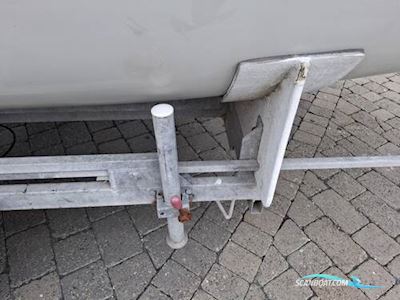 Laser sb20 Zeilboten 2007, met Tohatsu motor, Ierland