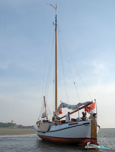 Lemsteraak Luye Man - Jachtuitvoering Zeilboten 1988, met Steyr motor, The Netherlands