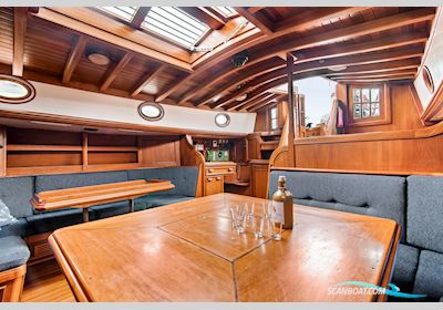 Lemsteraak Roefuitvoering - Wadwaai Zeilboten 1968, met Mitsubishi motor, The Netherlands