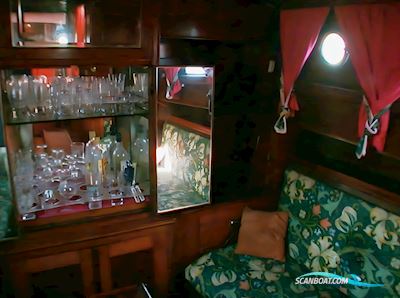 M/Y Mariana Catharina Zeilboten 1911, met Motor/Styrka Volvo Penta Diesel/110 hk 6 cyl motor, Sweden