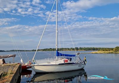 Maxi 77 Zeilboten 1979, met Mercury motor, Sweden