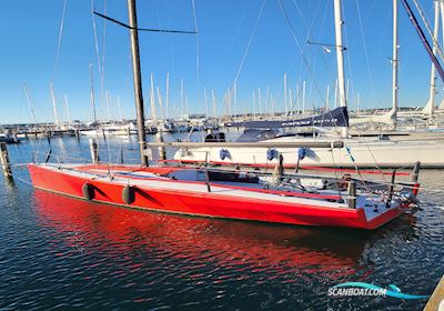 McConaghy MC31 Zeilboten 2017, met Tohatsu motor, Sweden