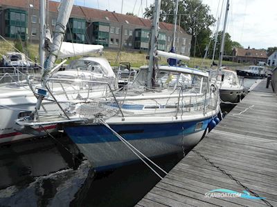 Moen 331 Zeilboten 1986, met Bukh motor, The Netherlands