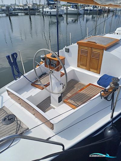 Moerman 29 Zeilboten 1955, met In 2010 Volledig Gereviseerd motor, The Netherlands