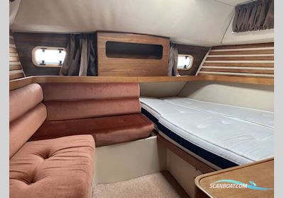 Moody 346 Zeilboten 1986, met Thornycroft T90 motor, United Kingdom