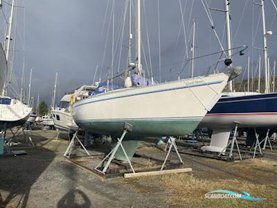 Moody 346 Zeilboten 1986, met Thornycroft T90 motor, United Kingdom