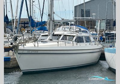 Moody Eclipse 33 Zeilboten 1990, met Beta motor, United Kingdom