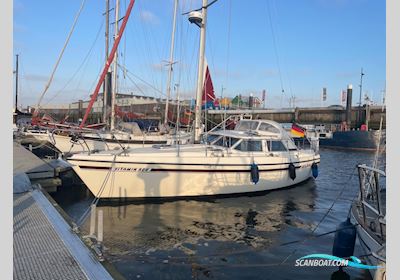 Moody Eclipse 33 Zeilboten 1988, met Craftman motor, The Netherlands