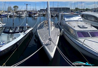 O.L.-Boats One Design International 806 Zeilboten 1977, met Suzuki motor, Duitsland