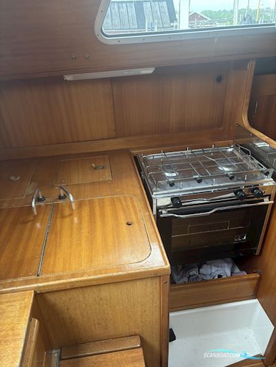 Omega 34, 1985 - Aalborg Zeilboten 1985, met Yanmar 2GM motor, Denemarken