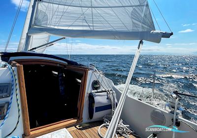 Omega 34 Zeilboten 1983, met Yanmar 2GM20F motor, Finland