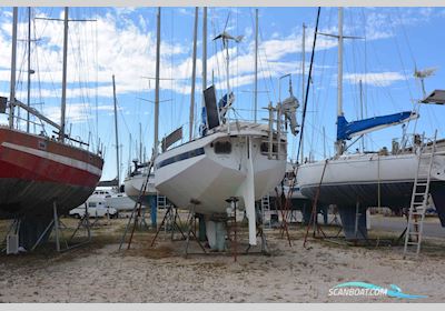 Omn DI Colan Marco Reve Des Tropïques Zeilboten 1978, met Volvo Penta motor, France