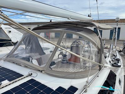 Oyster 56 Zeilboten 2003, met Perkins/Sabre MI15T 4-cylinder motor, Spain