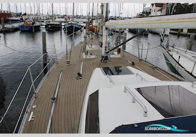 Pieter Beeldsnijder 40 Zeilboten 1988, met Volvo Penta 2003 Turbo motor, The Netherlands