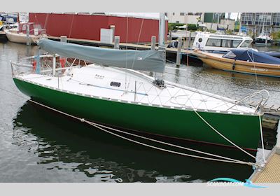 Pogo 1 / Minitransat 650 Zeilboten 2001, met Mercury 3.3 HP two stroke motor, The Netherlands