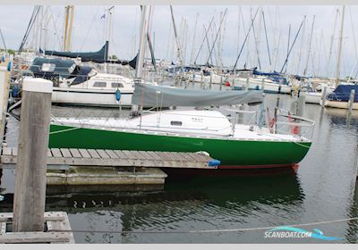 Pogo 1 / Minitransat 650 Zeilboten 2001, met Mercury 3.3 HP two stroke motor, The Netherlands