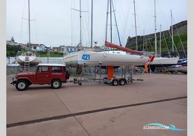 Pogo 2 Zeilboten 2002, met Yamaha motor, Portugal