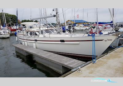 Regina af Vindö 43 DS Zeilboten 1999, met Yanmar 4JH2-Dte motor, Sweden