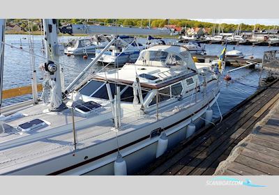 Regina af Vindö 43 DS Zeilboten 1999, met Yanmar 4JH2-Dte motor, Sweden