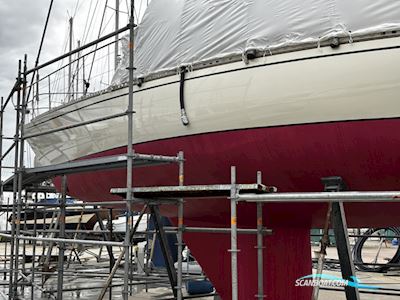 Royal Huisman 49 Zeilboten 1973, met Mitsubishi S4L2 motor, Portugal