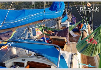 Vagabond 47 Ketch Zeilboten 1982, met Ford Lehman motor, Malaisia