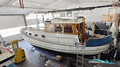 Volharding, Stavoren Staverse Kotter 1040 Zeilboten 1989, met Iveco FPT 8061M12 motor, Duitsland