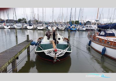 Vollenhovense Bol 8.10 Zeilboten 1985, met Solé motor, The Netherlands