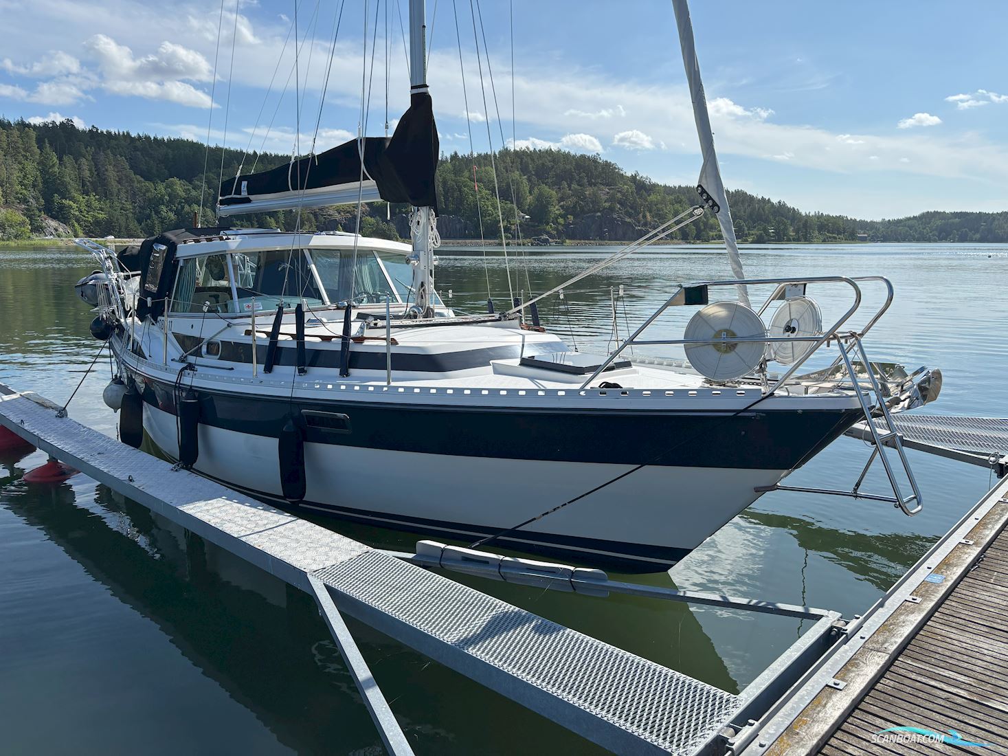 Winga 87  Zeilboten 1980, met Sole mini 44 motor, Sweden