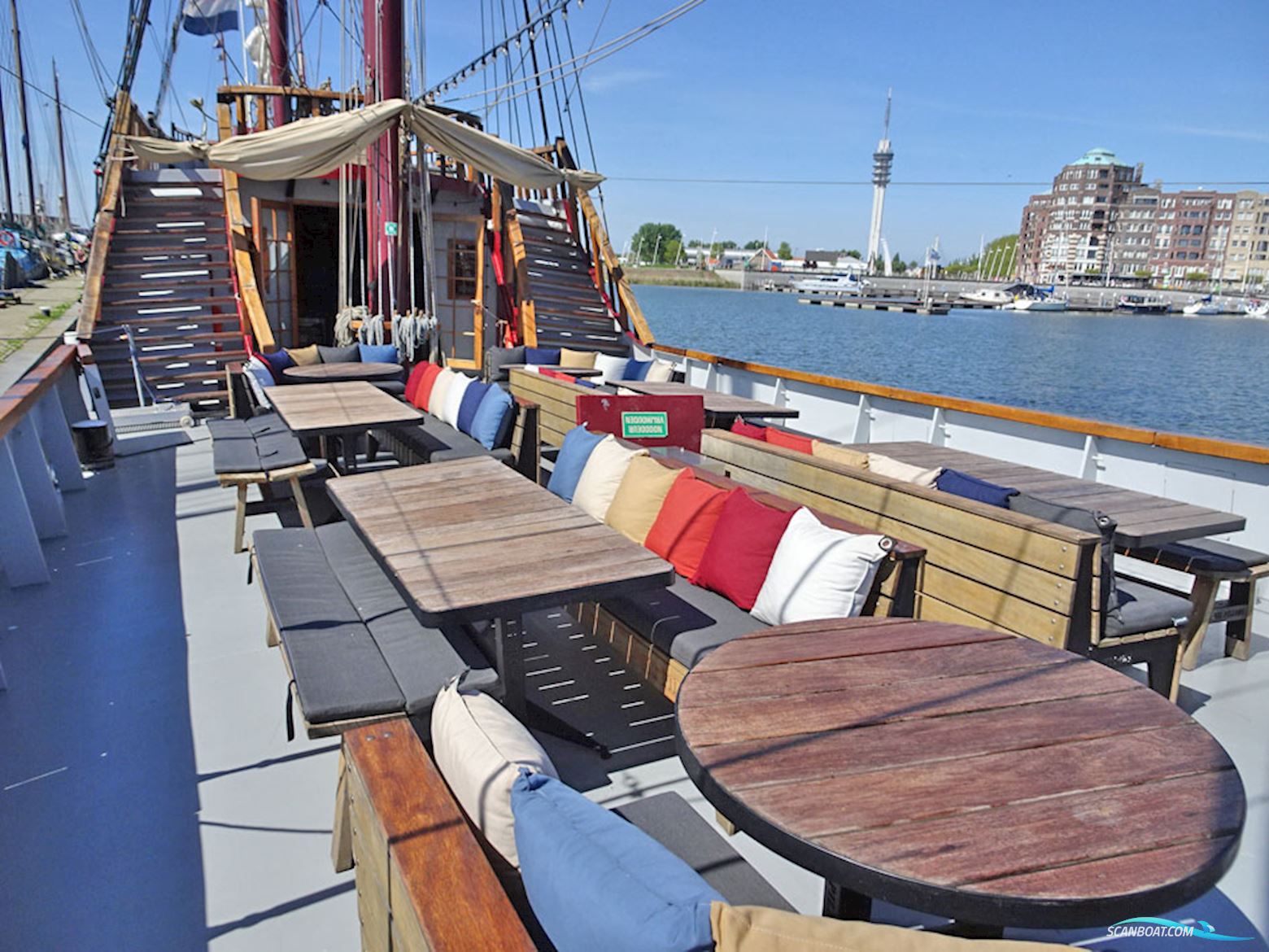 3 mast Charterschip / Evenementenboot 44 nachtgasten, 150 daggasten