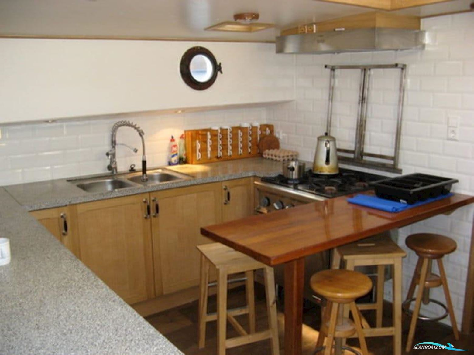 Klipperaak  Charter, woonschip