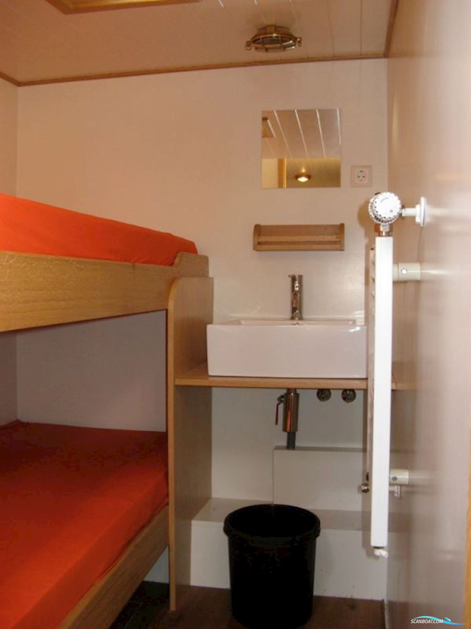 Klipperaak  Charter, woonschip