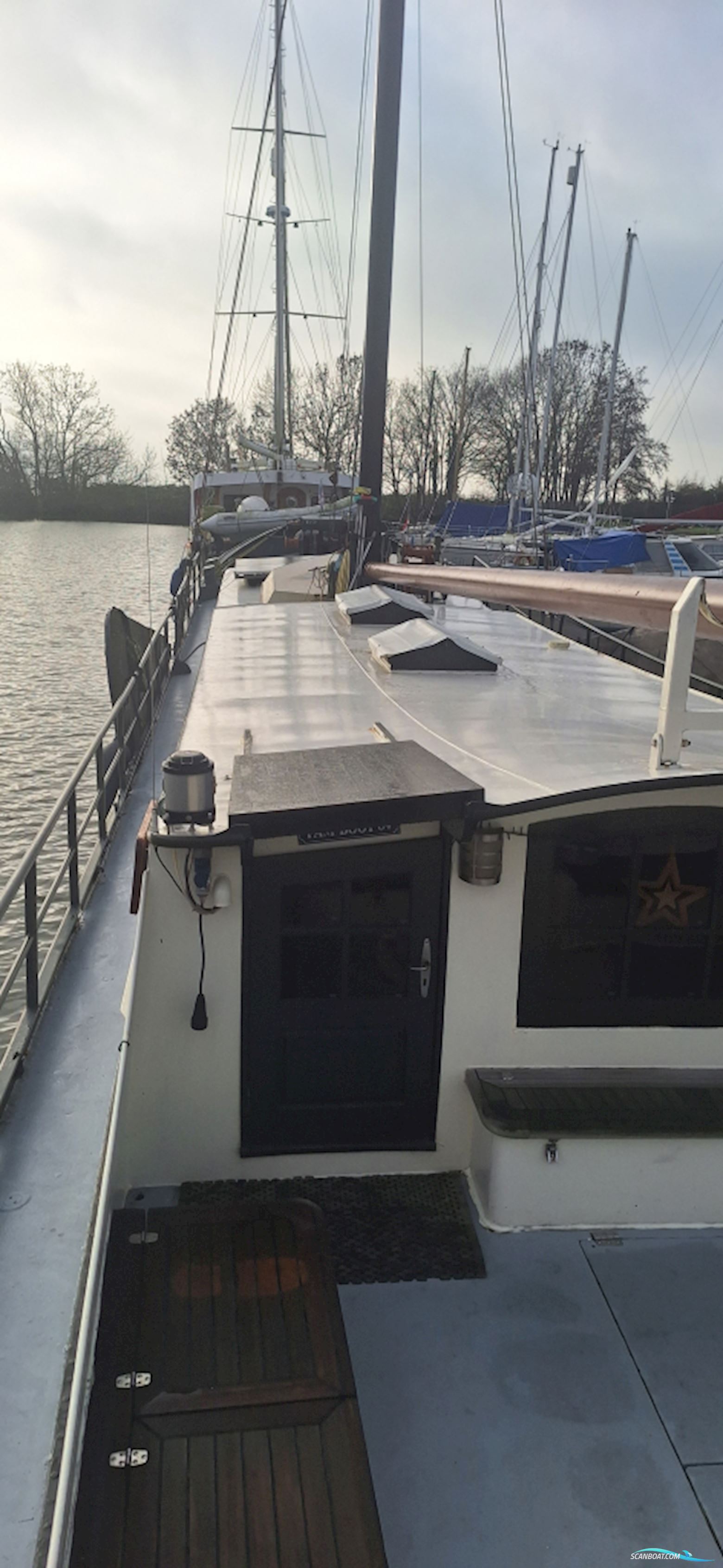 Klipperaak Woonschip