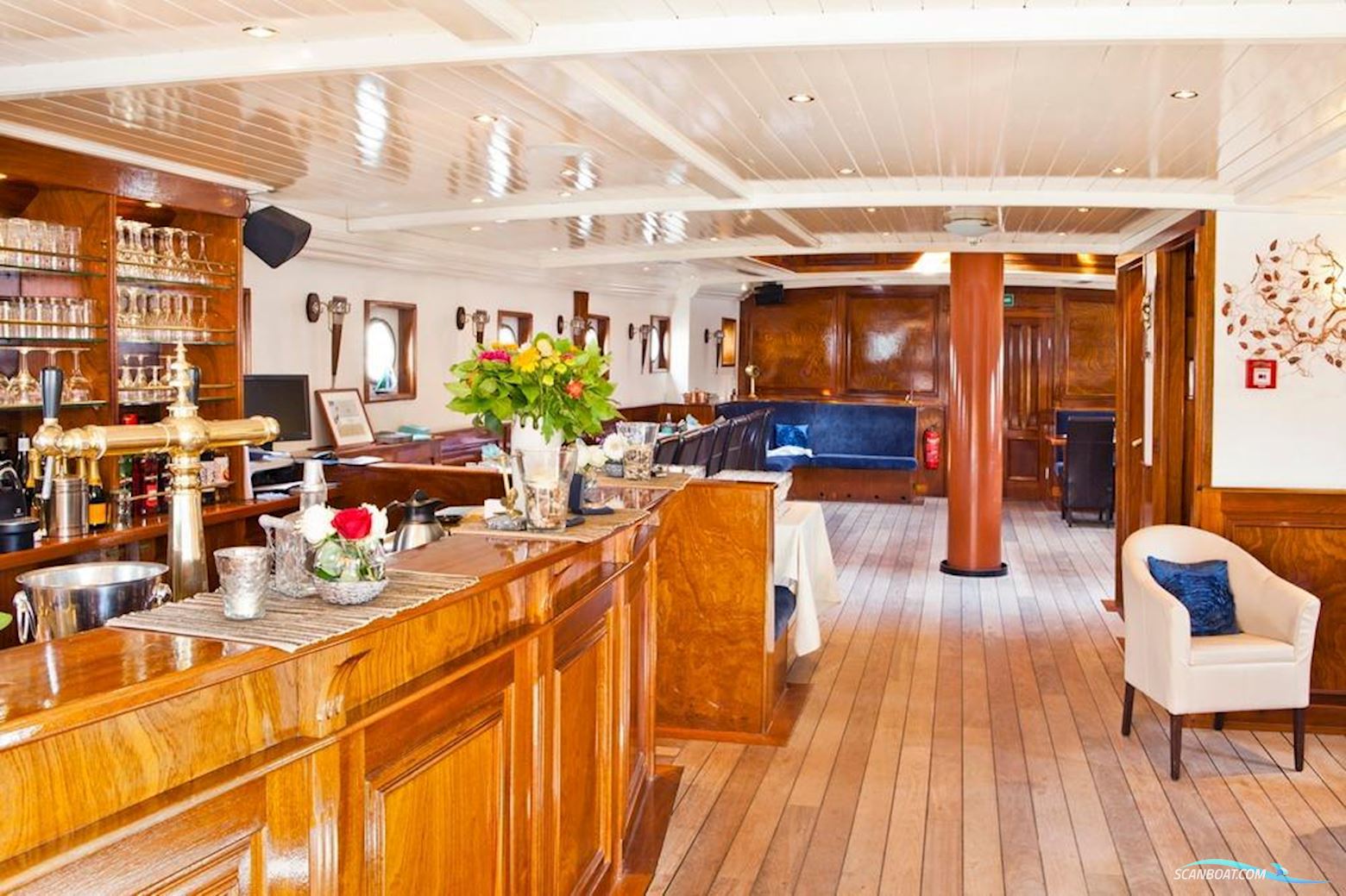 Luxe Clipper Schooner, Barquentine