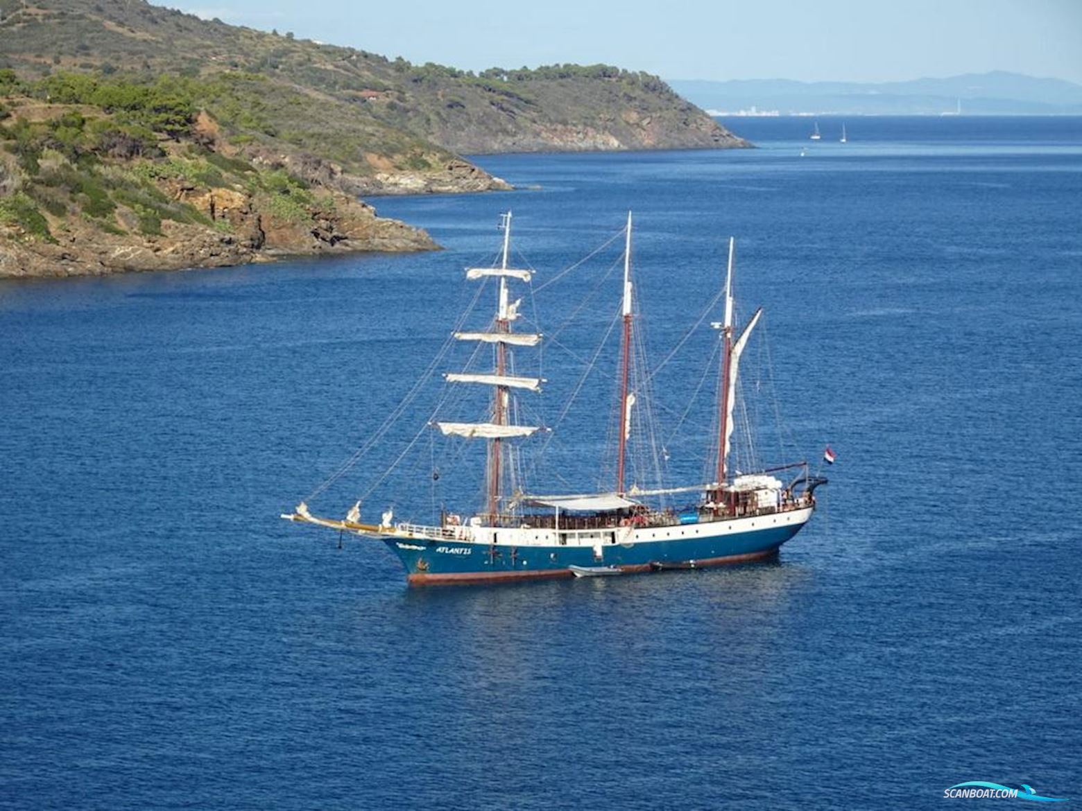 Schooner Three Mast Barquentine