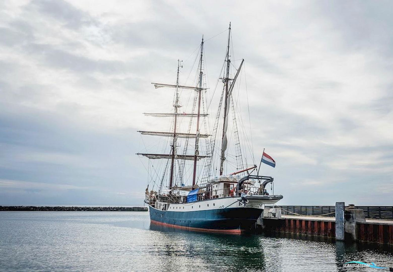 Schooner Three Mast Barquentine