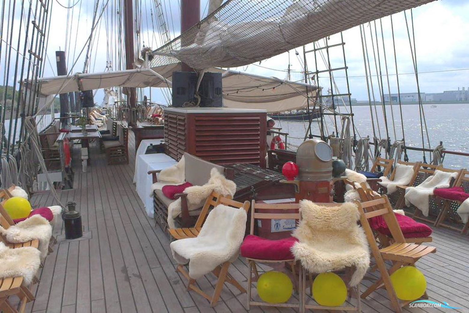 Schooner Three Mast Barquentine