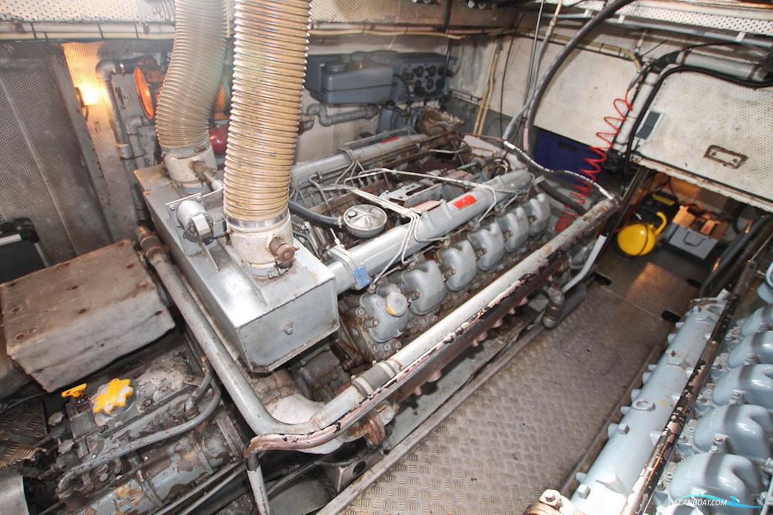 Traditional ex Patrouille Schip