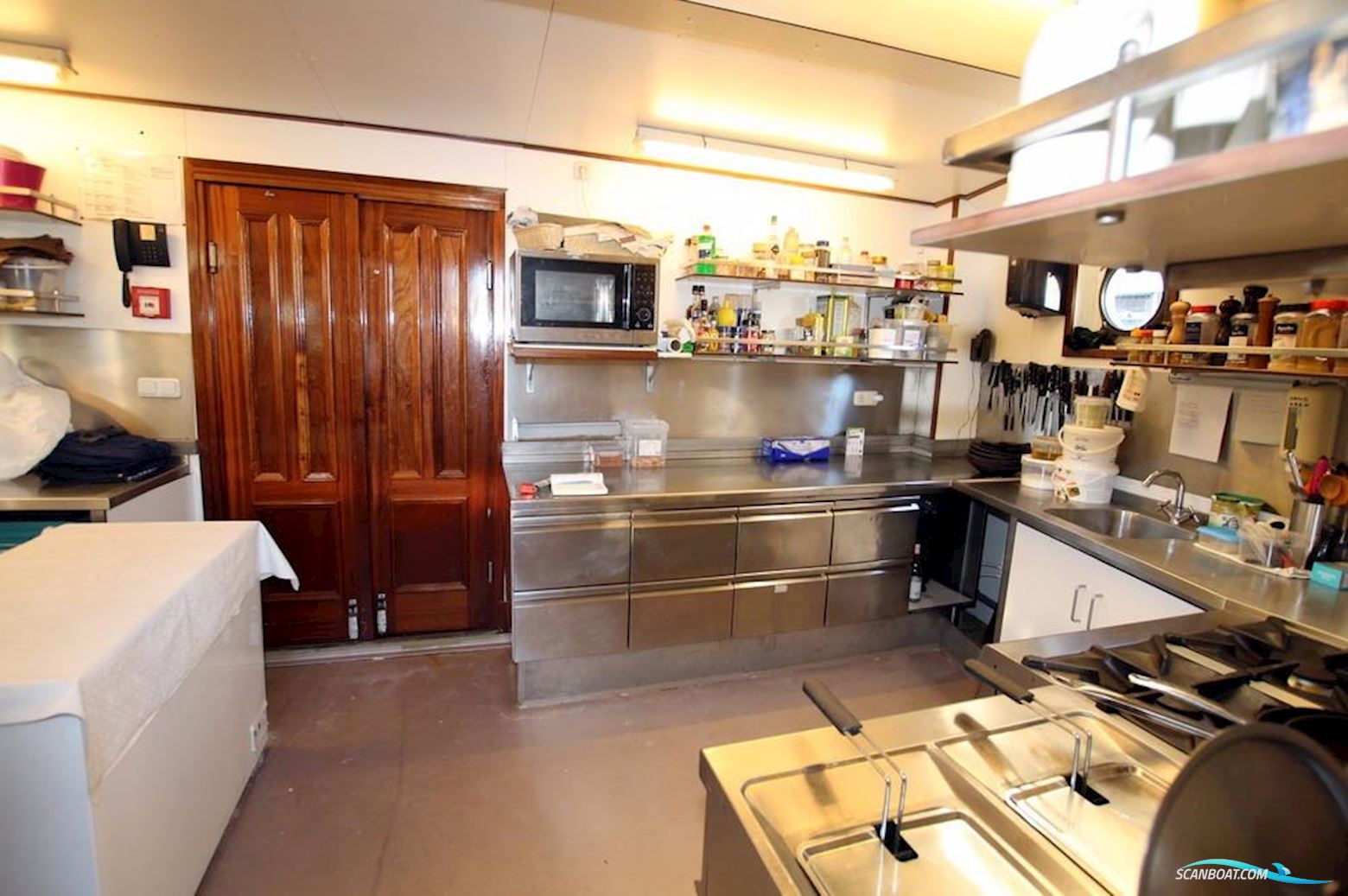 Luxe Clipper Schooner, Barquentine