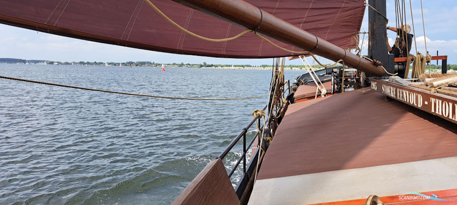 Tjalk Woon-charter tjalk