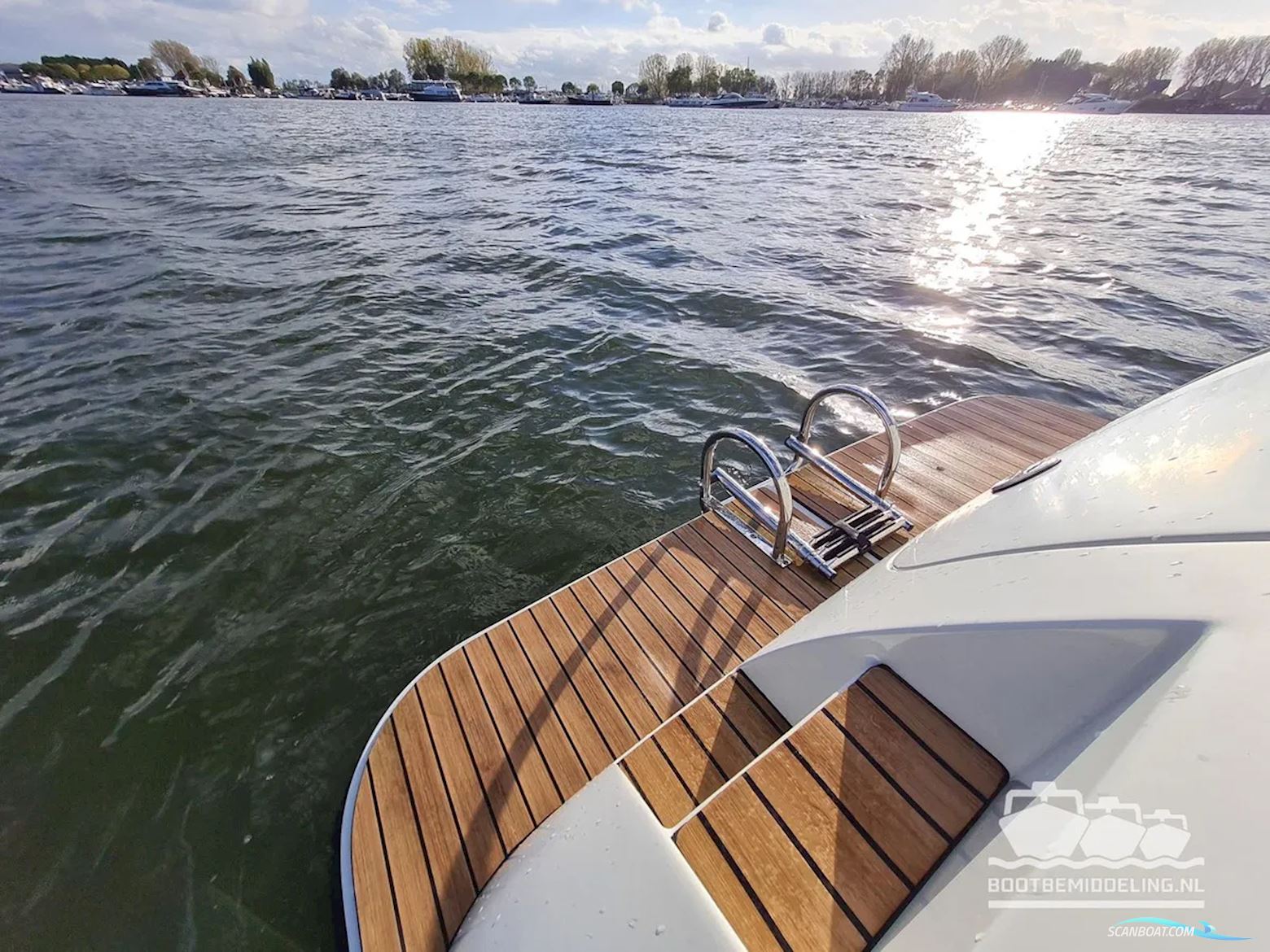 Van Zutphen 633 Tender